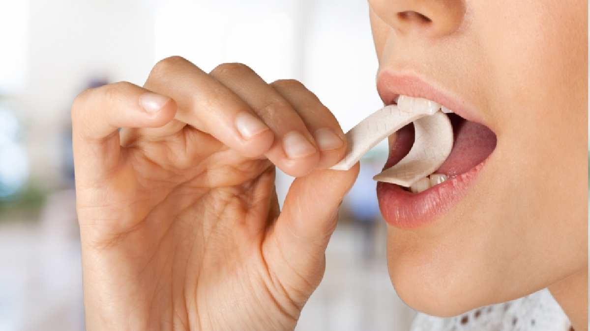 Akşamları sakız çiğneyen yandı! Öyle bir zararı varmış ki herkes şaştı! Sakız çiğnemek bakın neye yol açıyor…