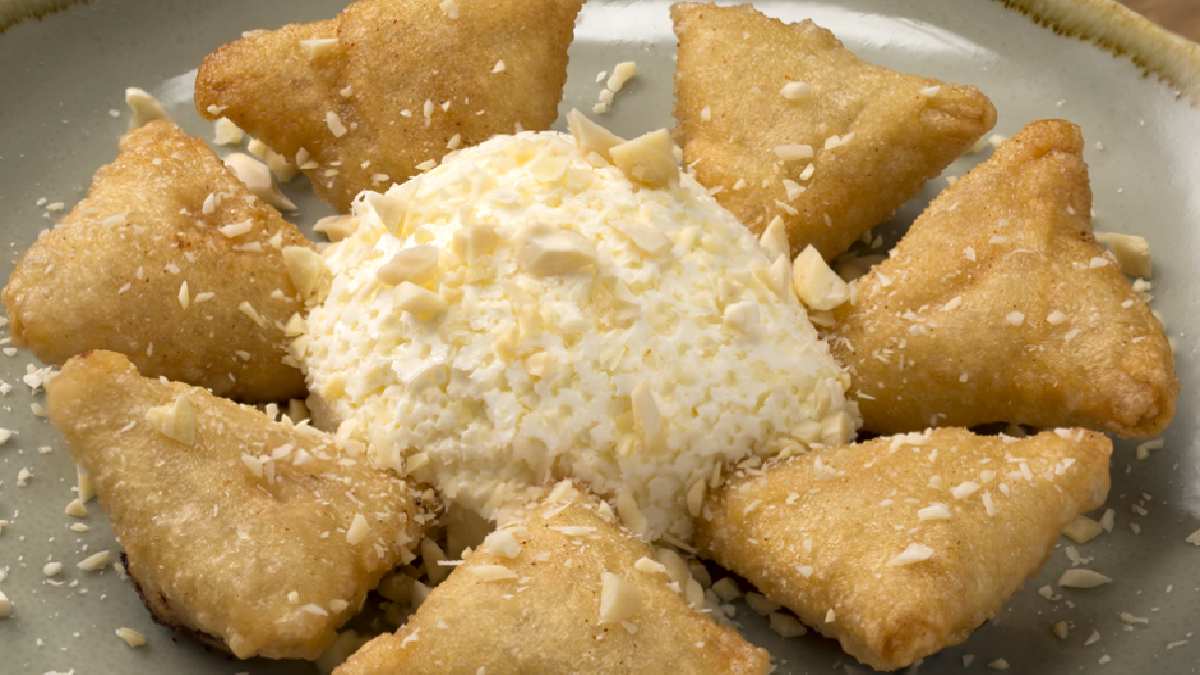 Bu tatlı yıllara meydan okuyor! Hem adı hem tadı bir başka! Peynirin en tatlı hali ‘Samsades’