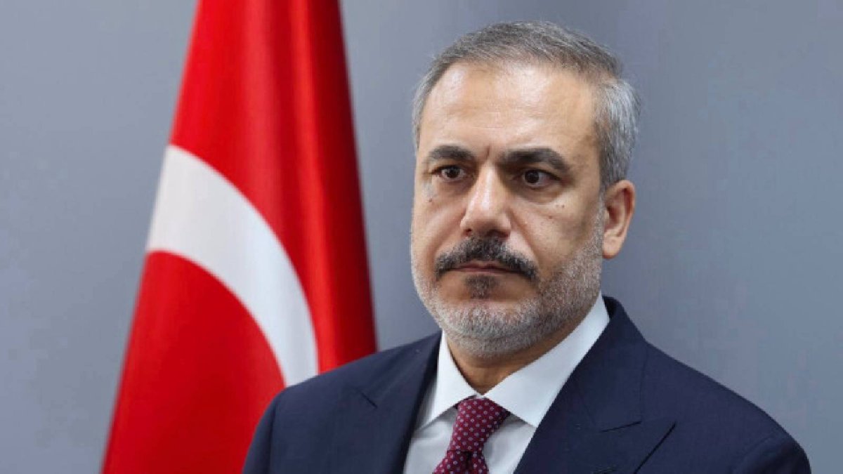 Fidan Lavrov ile telefonda görüştü