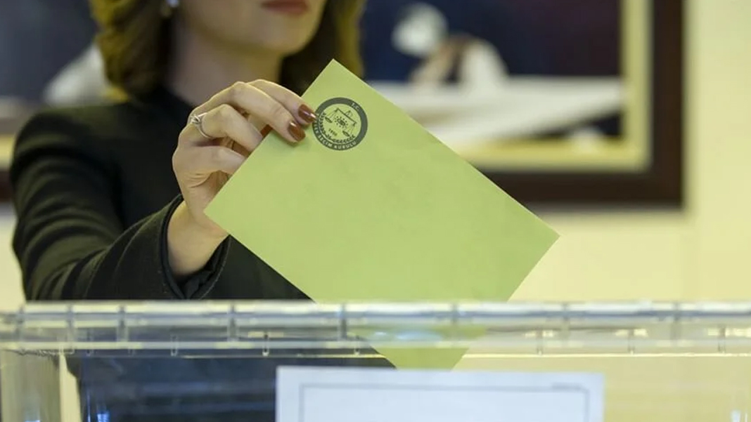 Türkiye’nin siyasi dönüşüm haritası: Seçmen haritası yeniden şekilleniyor... CHP yükselişte AK Parti oyları erozyonda