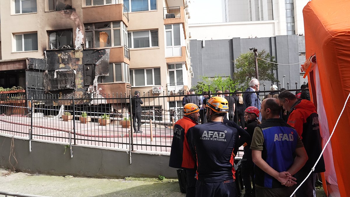 Beşiktaş Belediyesi'nden yangın açıklaması: Tadilat 'ruhsat' alınmadan kaçak yapılmış