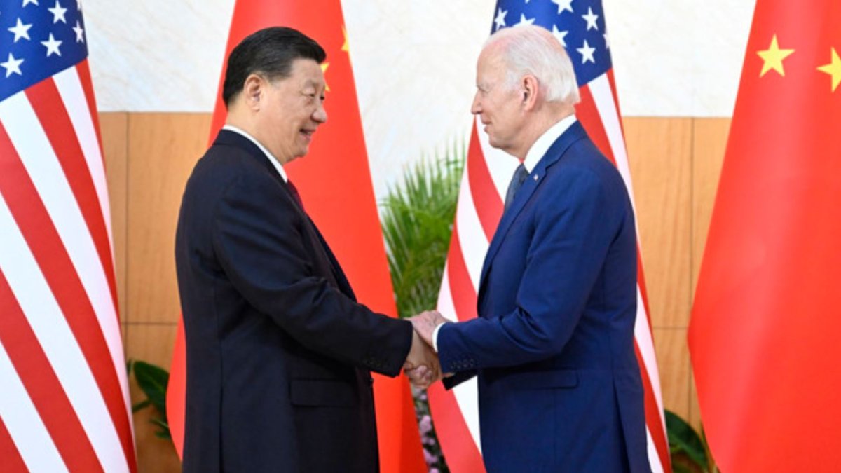 Biden ile Çin Devlet Başkanı Şi Cinping telefonda görüştü