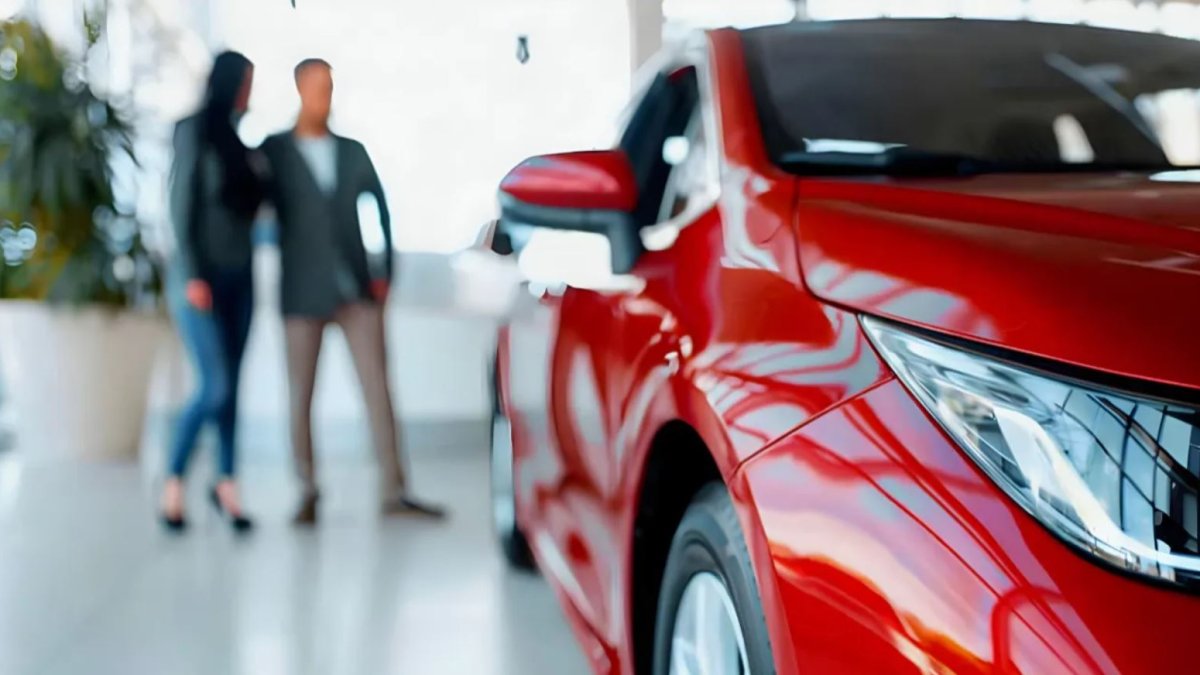 Sıfır araç satışında ilk sinyal ticariden geldi