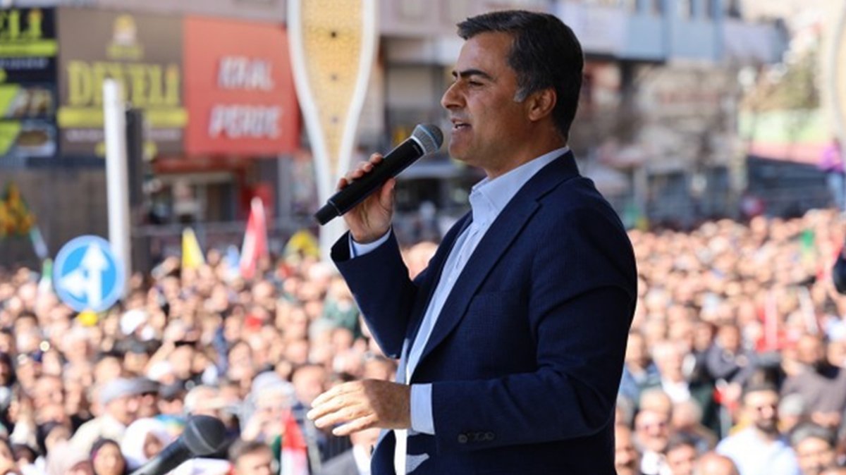 Hukukçular İl Seçim Kurulu'nun 'Abdullah Zeydan' kararını yorumladı: Karar yok hükmünde...