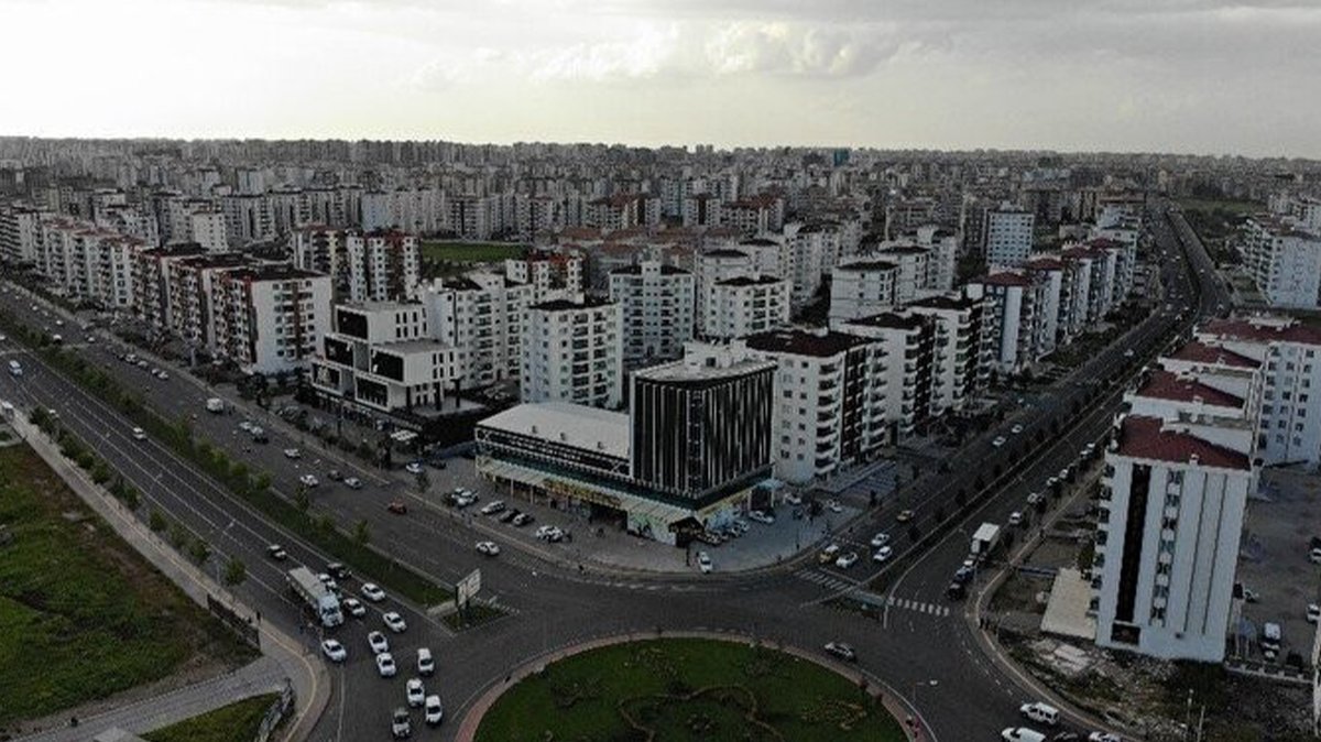 Nüfusu 4 il ve 804 ilçeden daha fazla! Türkiye'nin en kalabalık mahallesi ona emanet