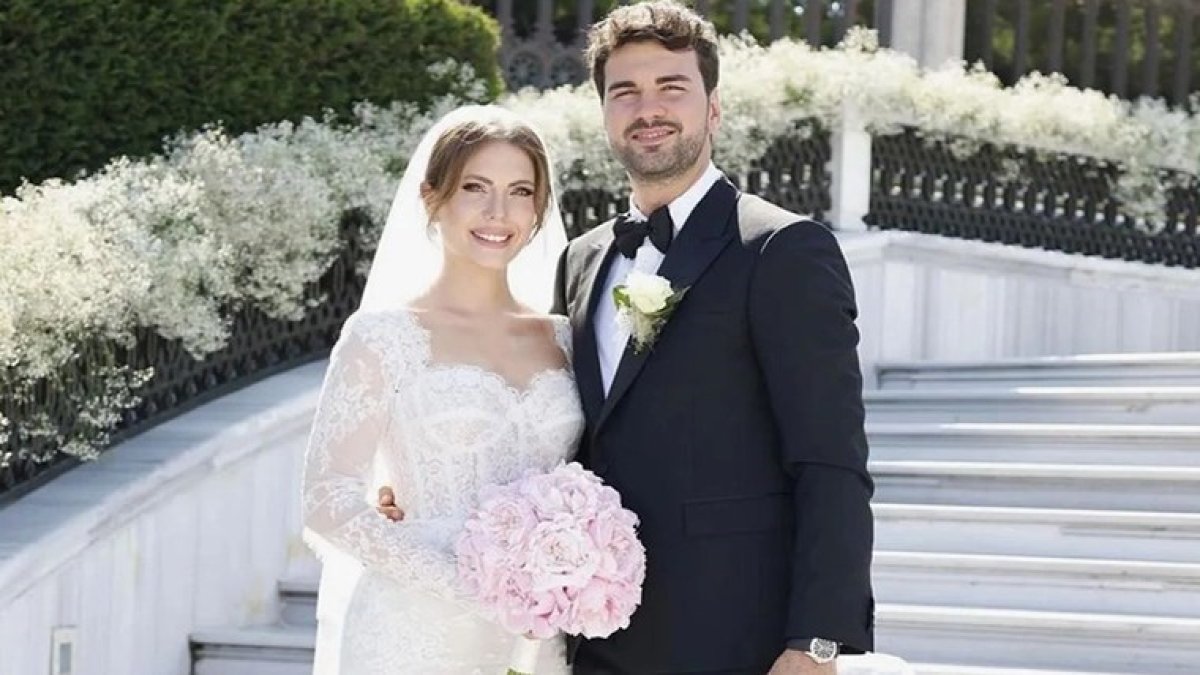 Oyuncu Eda Ece ve Basketbolcu Buğrahan Tuncer'in bebekleri dünyaya geldi