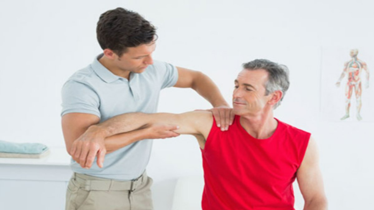 Sağ Kol Ağrısı: Nedenleri, Belirtileri ve Tedavi Seçenekleri