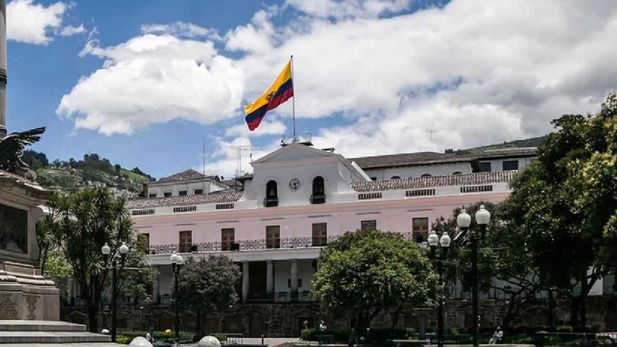 Ekvador’dan ‘Meksika’ hamlesi: Büyükelçi ‘istenmeyen kişi’ ilan edildi