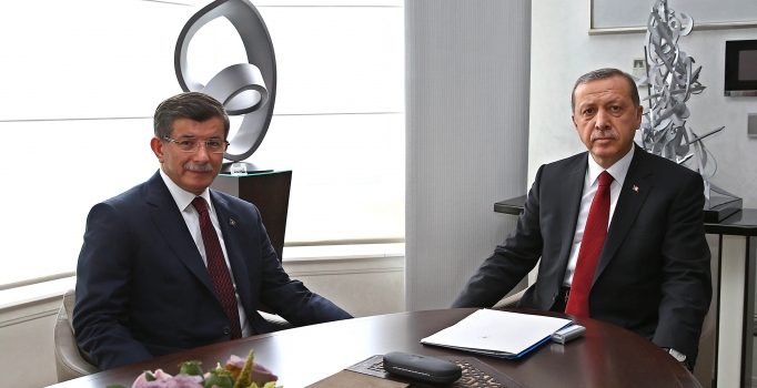 Erdoğan Davutoğlu'yla görüştü