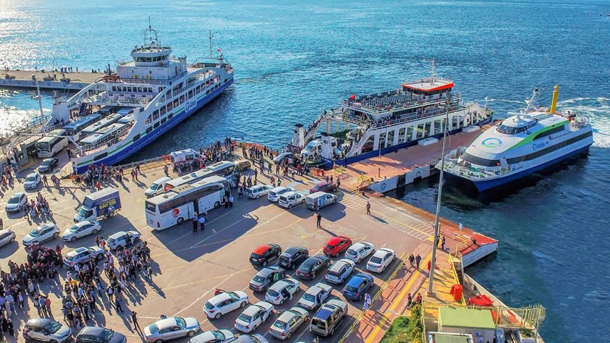 Bozcaada'ya bayramda araç yasağı