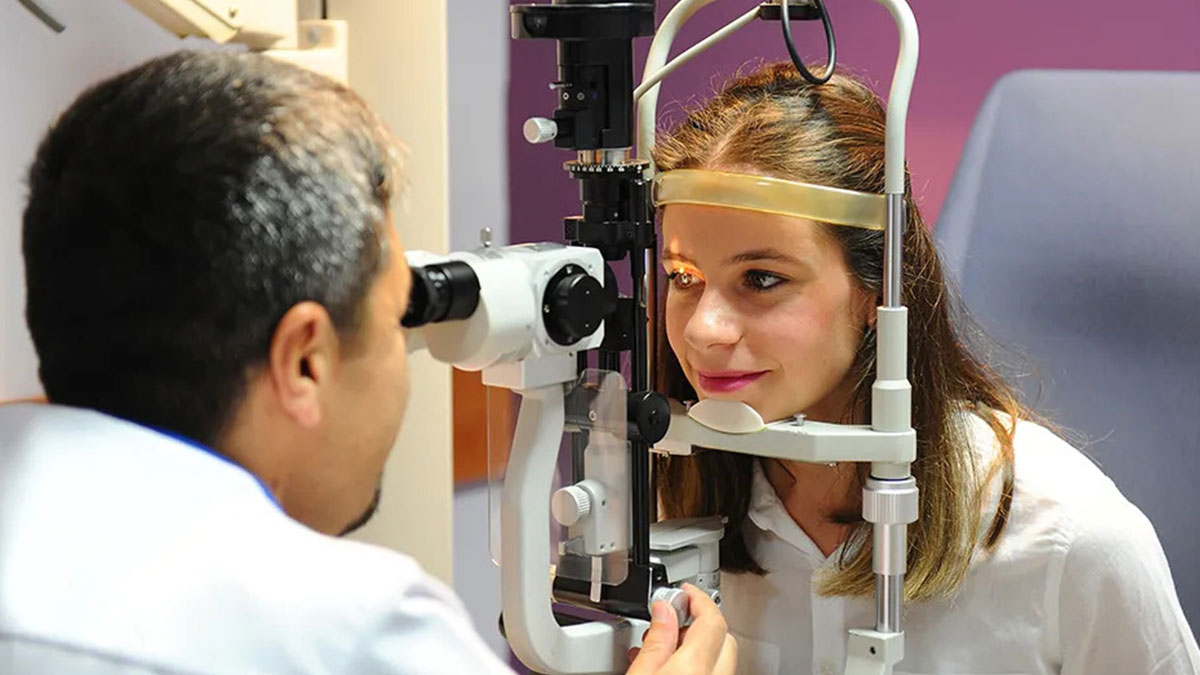 Sinsi göz hastalığına dikkat: Ailesinde bu hastalık olanlar dikkatli olmalı! Uzman doktor, erken teşhise dikkat çekti