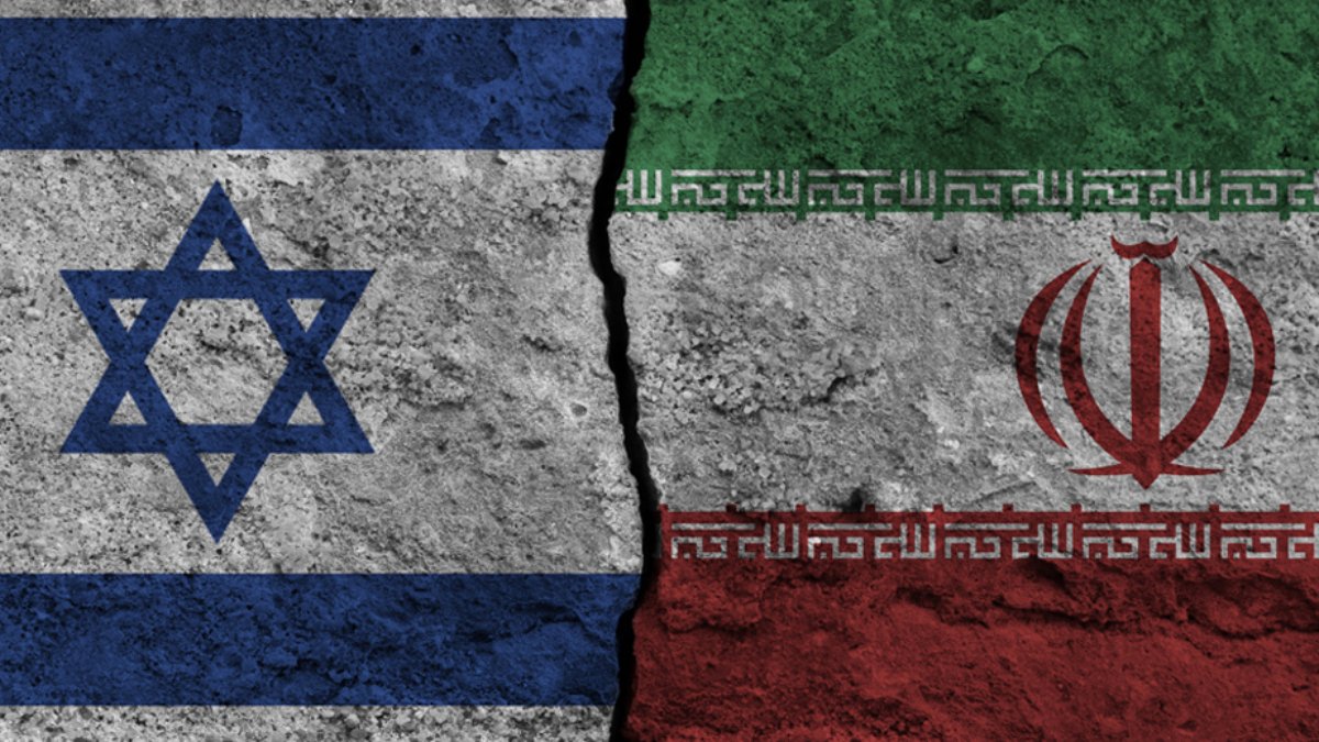 Orta Doğu'da tarihi saldırı! İşte dakika dakika son gelişmeler