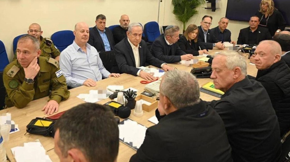 İsrail Savaş Kabinesi toplanıyor! İran'a karşılık verilecek mi?