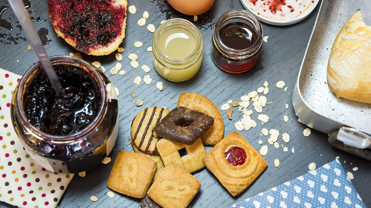 Sabah kahvaltıda bu yiyecekleri yiyorsanız yandınız! Gün içerisinde susatıyor, kilo aldırıyor, kan şekerini dengesizleştiriyor