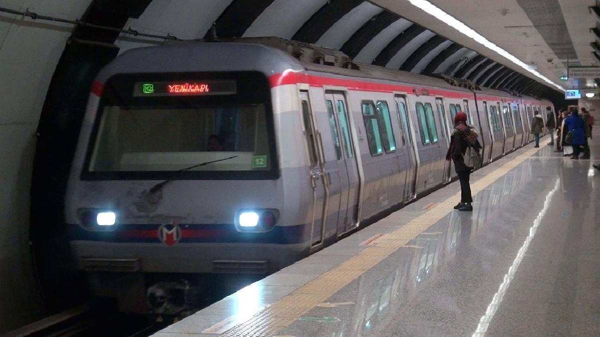 İstanbul'da toplu taşıma kullananlar dikkat İBB duyurdu O sefer saatlerinde