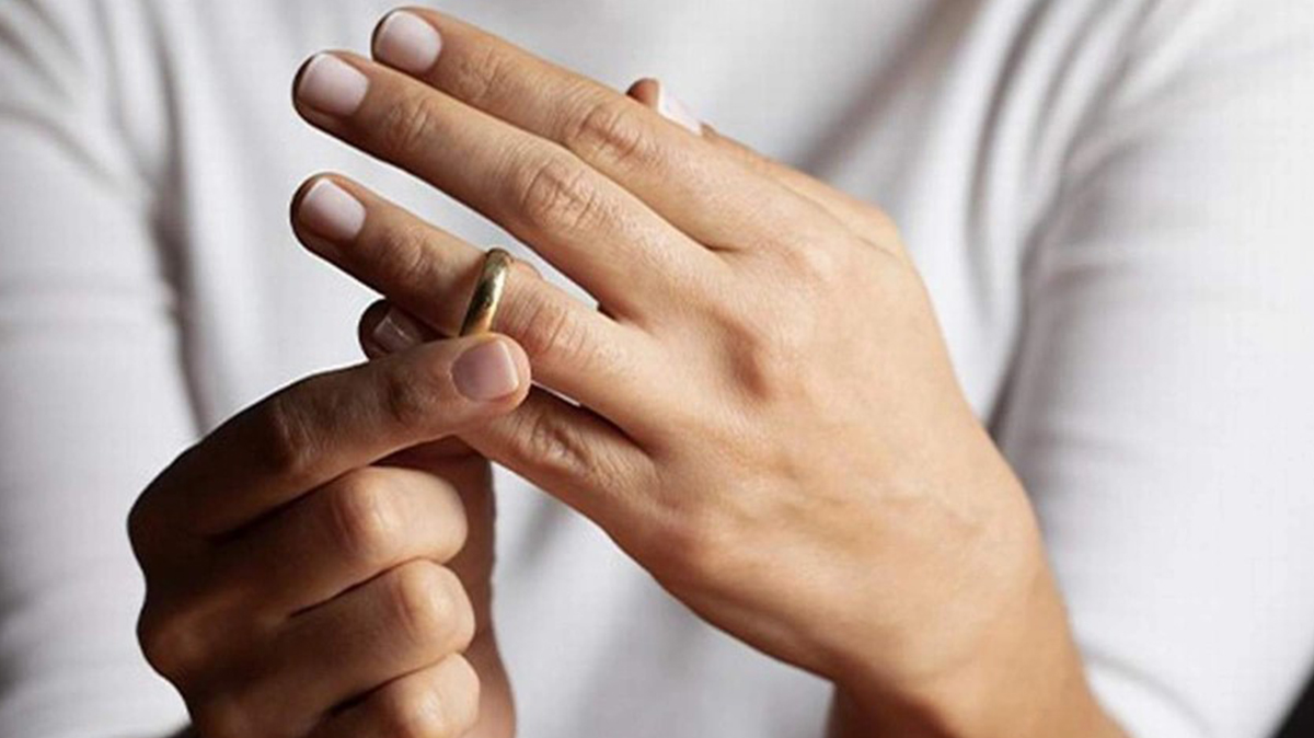 Boşanmada devrim! AYM'den iptal kararı