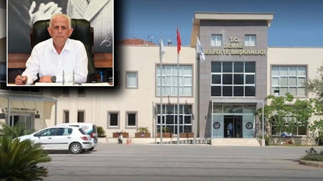 Demre'nin yeni belediye başkanı 108 milyon liralık borcu açıkladı: Belediyenin sandalyeleri kahvehaneden çıktı