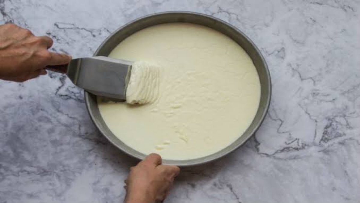 Evde kendi kaymağınızı yapma zamanı geldi: Sütü gece böyle koyun, sabah tencere tencere olsun