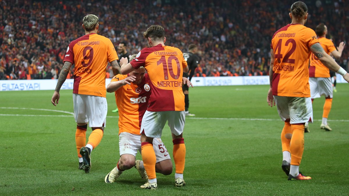 Galatasaray'dan tarihe geçecek başarı! 37 maçta 2 yenilgi...
