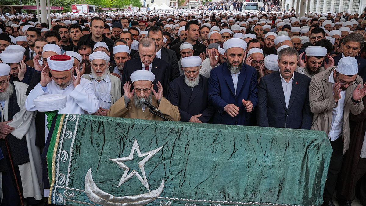 İsmailağa Cemaati'nin yeni lideri Fikri Doğan oldu