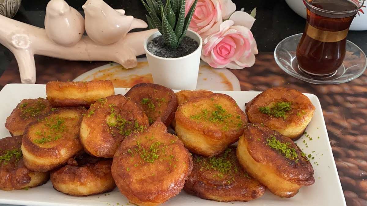 Birçok şehirde farklı isimle biliniyor! Hem şerbetli hem de çok pratik! İşte Zıngıl tarifi… (VİDEOLU)