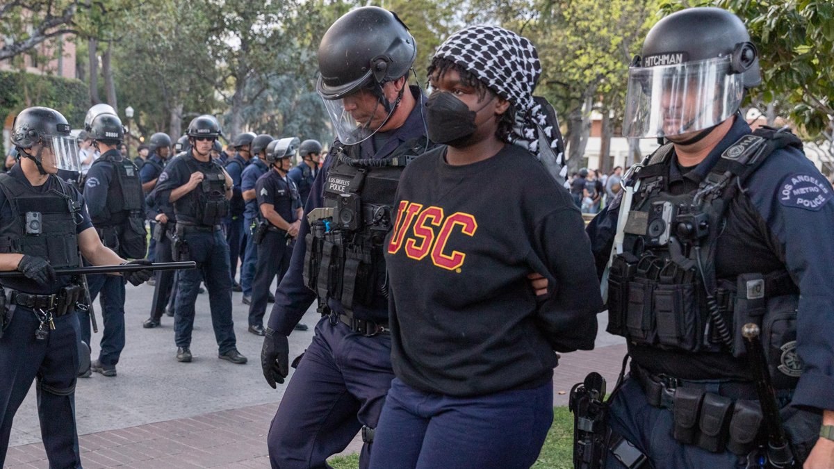 ABD polisi Gazze için çıkan sesi kesiyor: Güney California Üniversitesi'nden 93 öğrenci gözaltında