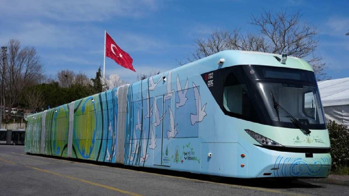 İstanbul E-5'te tramvay keyfi! Beylikdüzü'nden Kadıköy'e kadar gidiyor