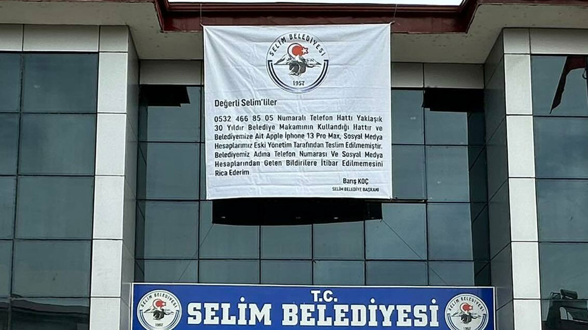 Selim Belediye Başkanı Barış Koç: Faturalandırılmış telefon ve telefon hattı kuruma teslim edilmedi