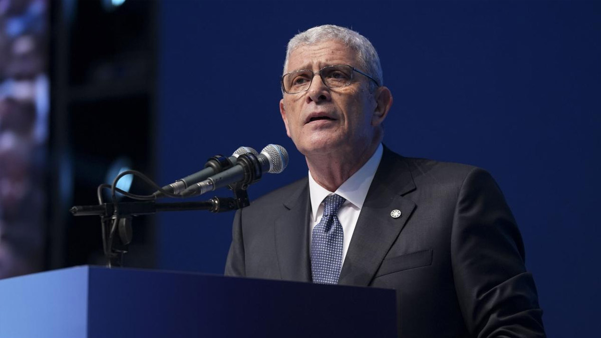 Müsavat Dervişoğlu'ndan yeni anayasa çağrılarına yanıt: Tek adamlığı kökleştirecek revizyona izin vermeyiz