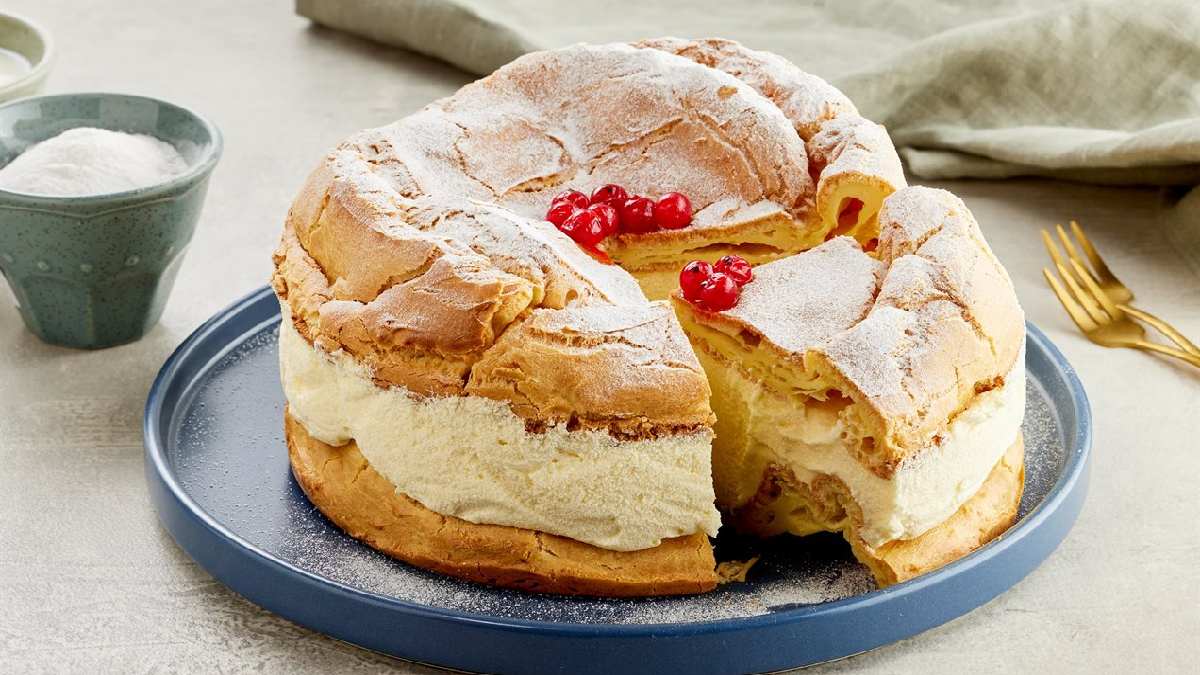 Polonyalılar her gün yapıyor! Türkler hangi pastanede var diye dolaşıyor! İşte meşhur karpatka tarifi…