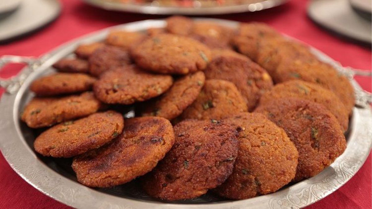 Adana'nın meşhur Çöç köftesi tarifi: Bulgur ve patatesle yapılıyor et köftesine taş çıkarıyor!
