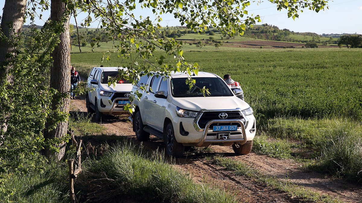 Sulama kanalında başı kesilmiş ceset bulundu! 3 gözaltı