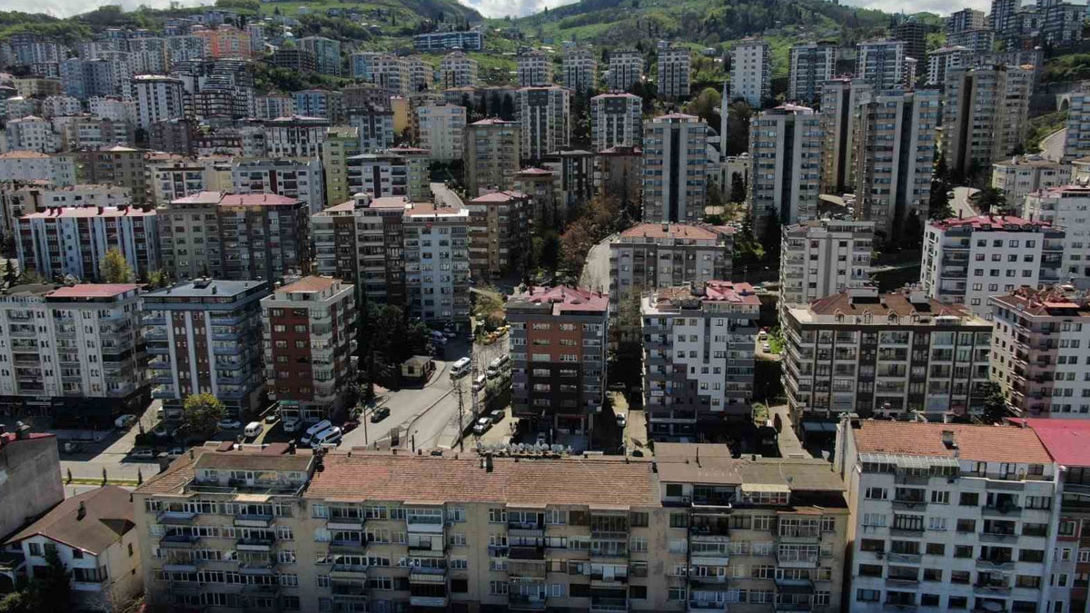 Prof. Dr. Osman Bektaş'tan deprem uyarısı: Doğu Karadeniz 3 riskli fay ortasında yer alıyor