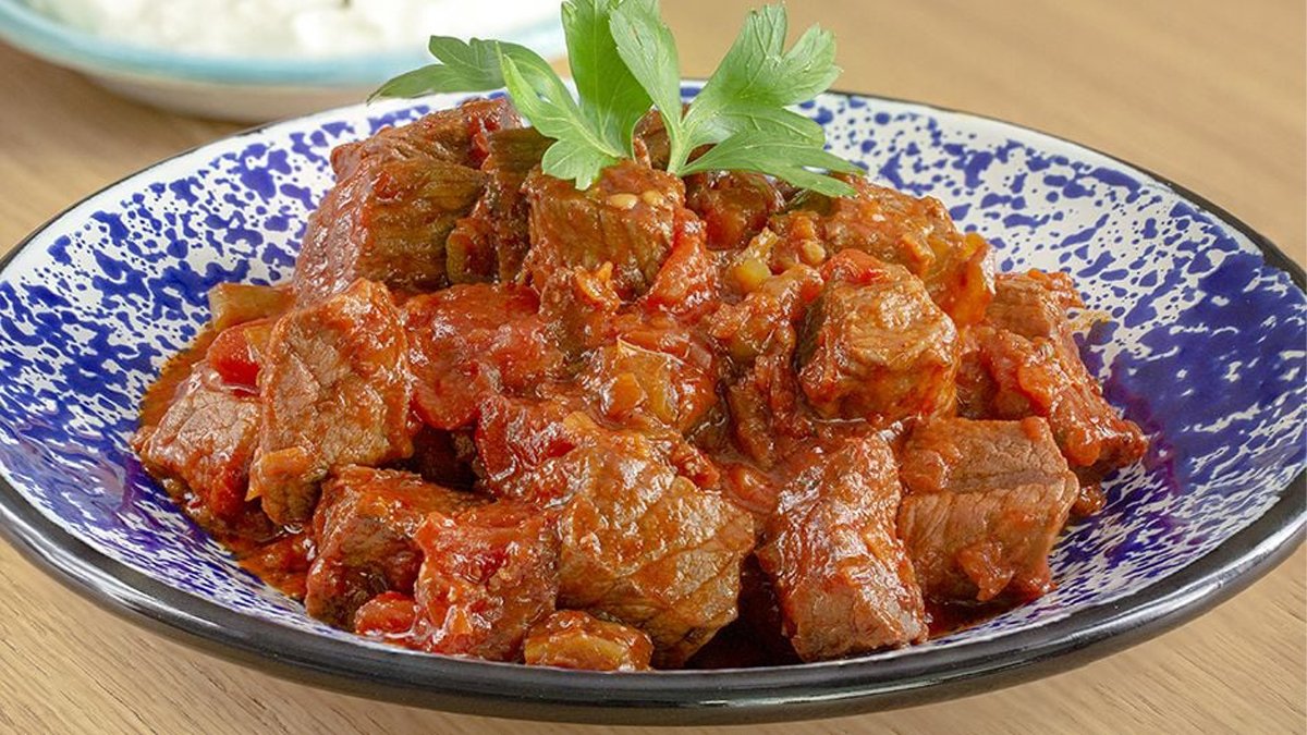 Tam ekmek banmalık soslu et kavurma tarifi: Lokum gibi yumuşacık pişiyor: Aşçı gibi et pişirmek isteyenler denesin