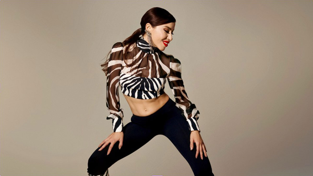 Burcu Güneş'ten samimi itiraf: Arkamdan vuruldum! Estetik yaptıran ünlülere çarpıcı gönderme