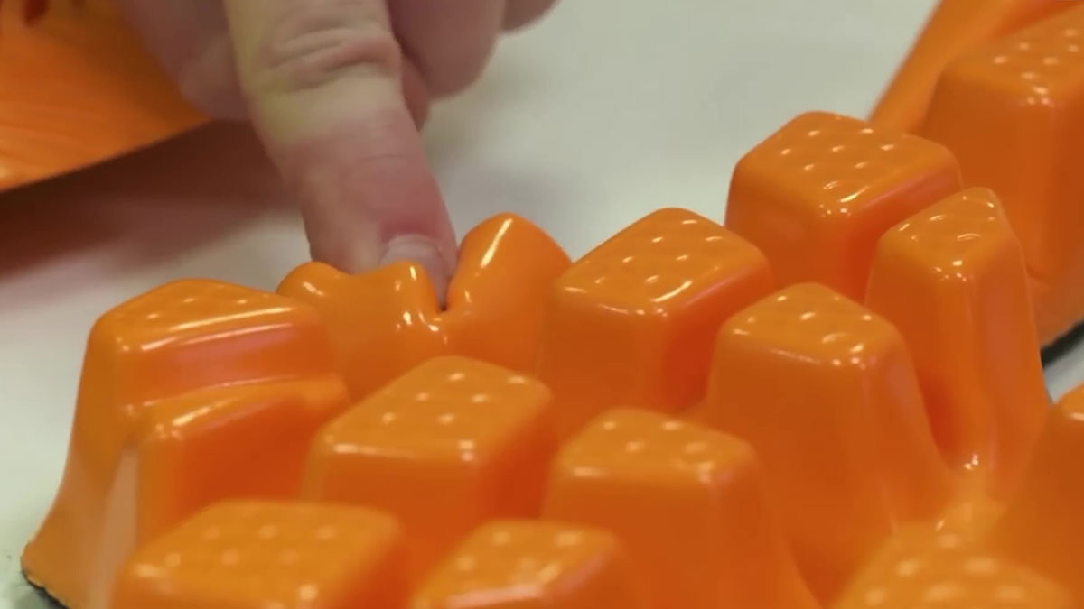 Darbe aldıkça sertleşen malzeme, bilim dünyasına umut oldu! Depreme karşı binalarda kullanılabilir mi?