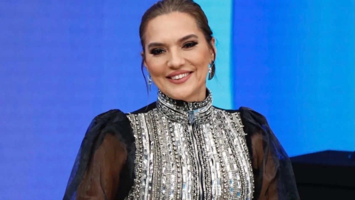 Demet Akalın'ın son hali hayrete düşürmüştü! 11 kiloyu bakın nasıl vermiş Programda itiraf etti