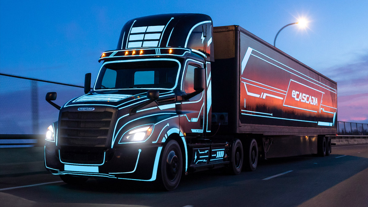 Mercedes'ten elektrik devrimi! Sürücüsüz TIR'lar yola çıkıyor