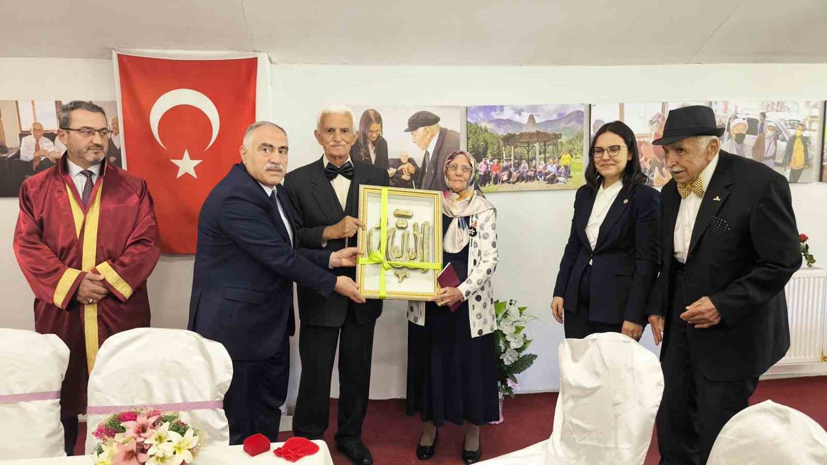 Huzurevinde tanışıp dünyaevine girdiler