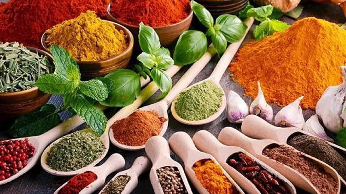 Baharat firmalarına ceza yağdı