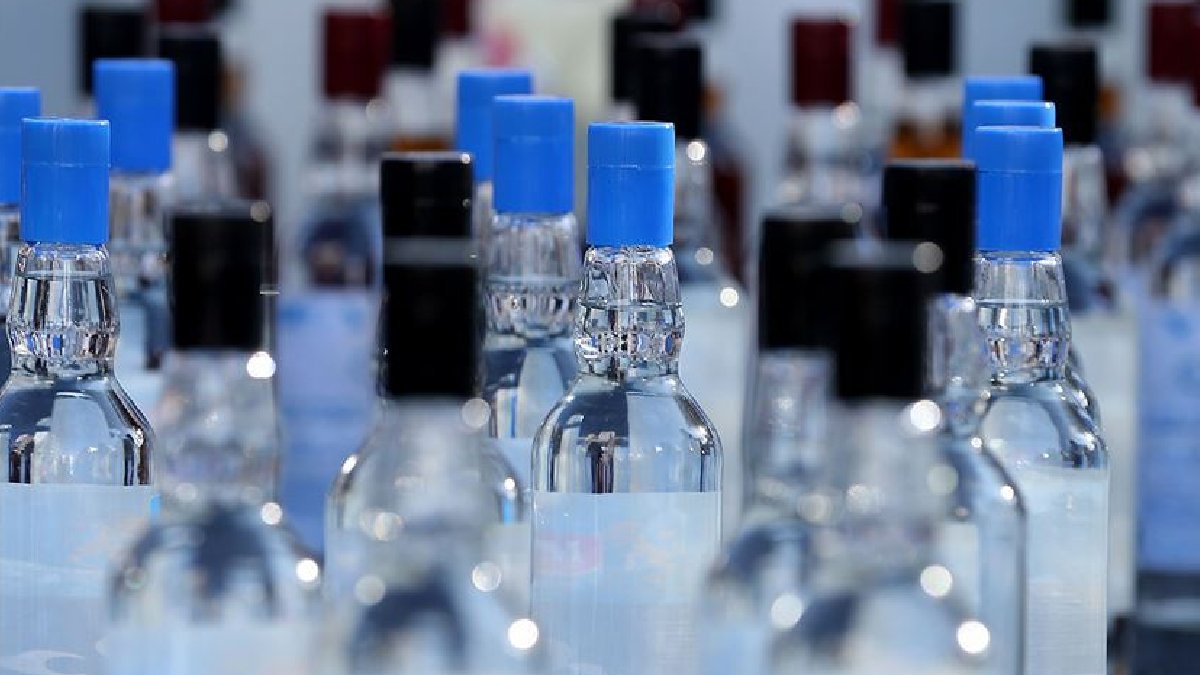 Valilik duyurdu: Açık alanda alkol tüketimi yasaklandı