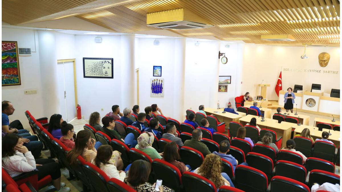 Burhaniye Belediyesi personelleri için kvkk eğitimi gerçekleştirildi