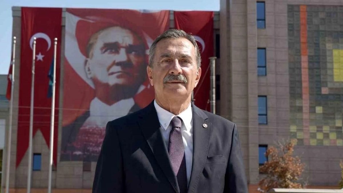 Tepebaşı Belediye Başkanı Ataç'tan 'kamuda tasarruf paketi' yorumu: Hedef CHP'li belediyeleri iş yapamaz hale getirmek