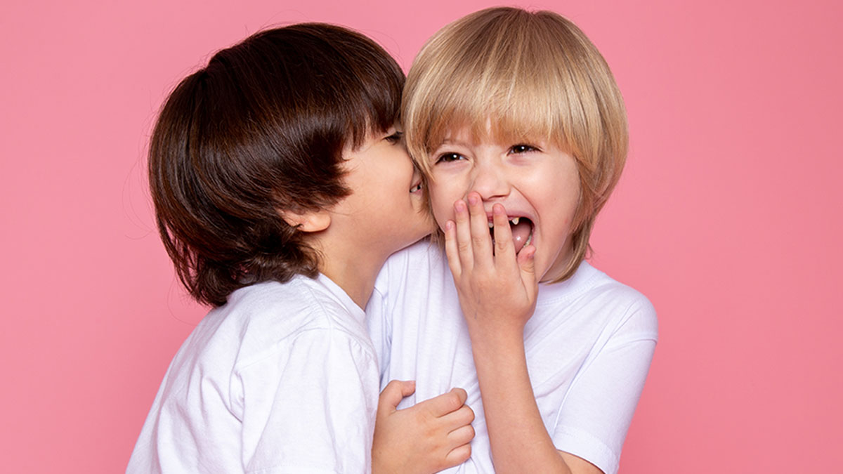 Araştırma: Çocuklar da dedikodu yapmayı seviyor