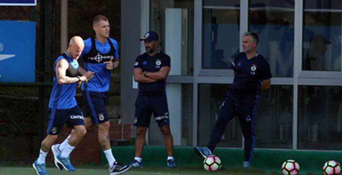 Vitor Pereira Fenerbahçe idmanına çıktı - Pereira gönderildi mi? Son dakika haberleri