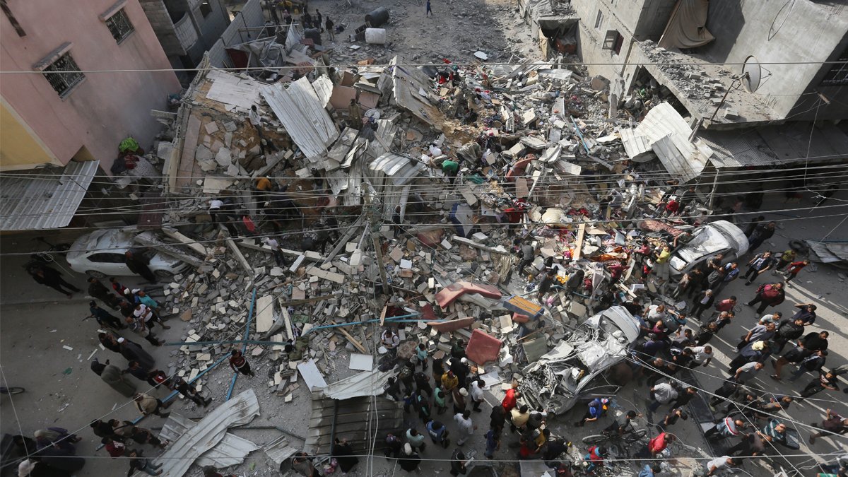 İsrail Gazze'ye yine ölüm yağdırdı: Onlarca can kaybı ve yaralı var