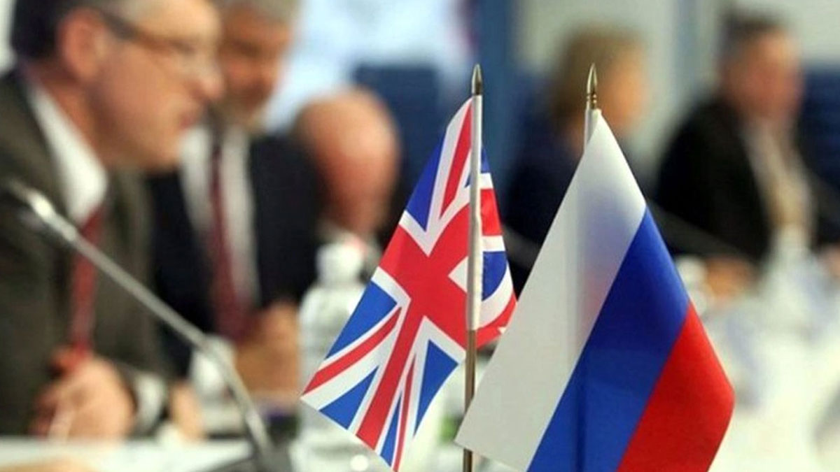 Rusya İngiltere'nin ataşesini 'istenmeyen kişi' ilan etti