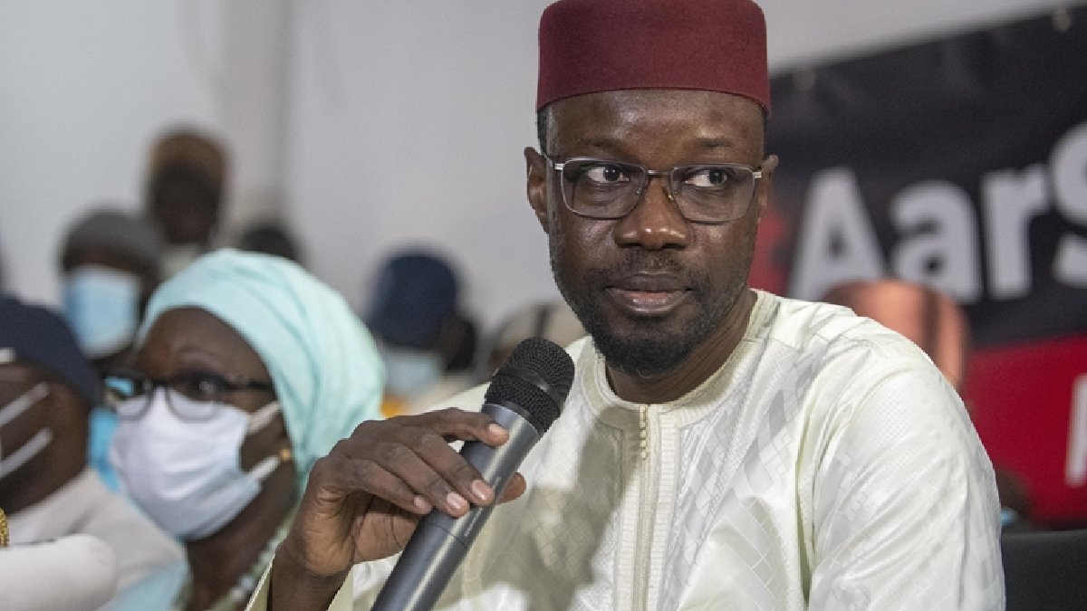 Senegal lideri Sonko’dan ülkesindeki Fransız güçlerine eleştiri