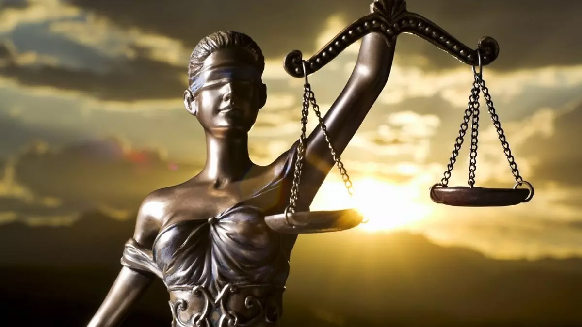 Sansür yetmedi 'ajanlık' geldi