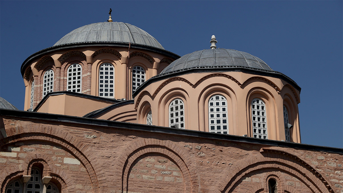 Sanat Tarihçisi Zehra Ergül Kaya'ya büyük ayıp! Kadın olduğu için Kariye Camii'ne alınmadı